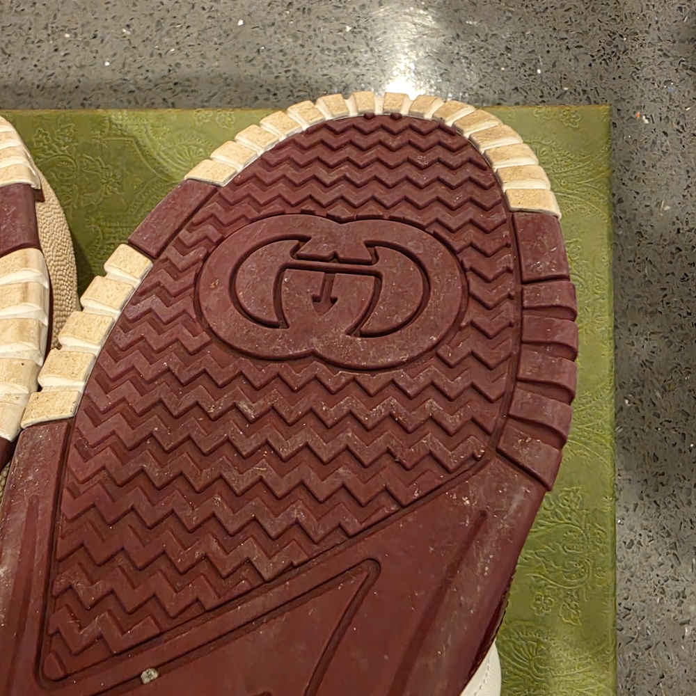 GUCCI Re-Web Trainer White & Red Leather Sneakers 818002 Gucci Sz 8 Box & Dust - Picture 15 of 16